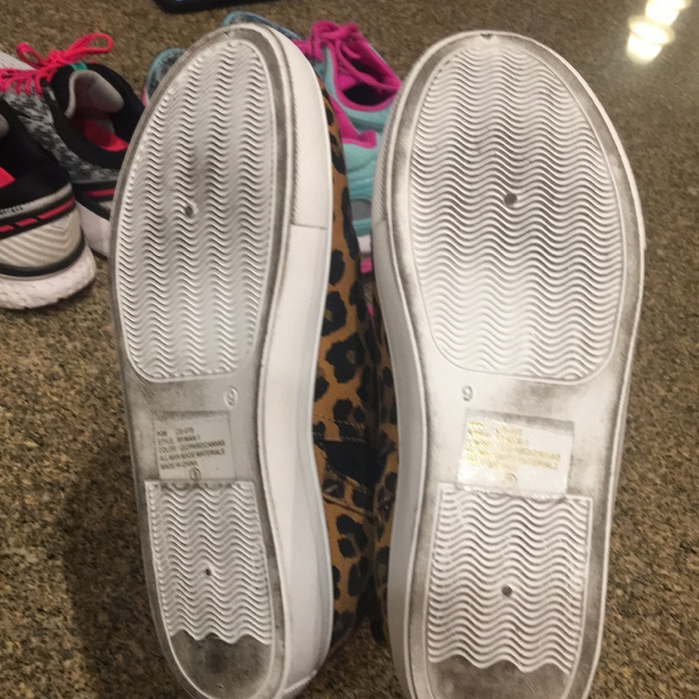 Leopard shoes - Picture 3 of 3